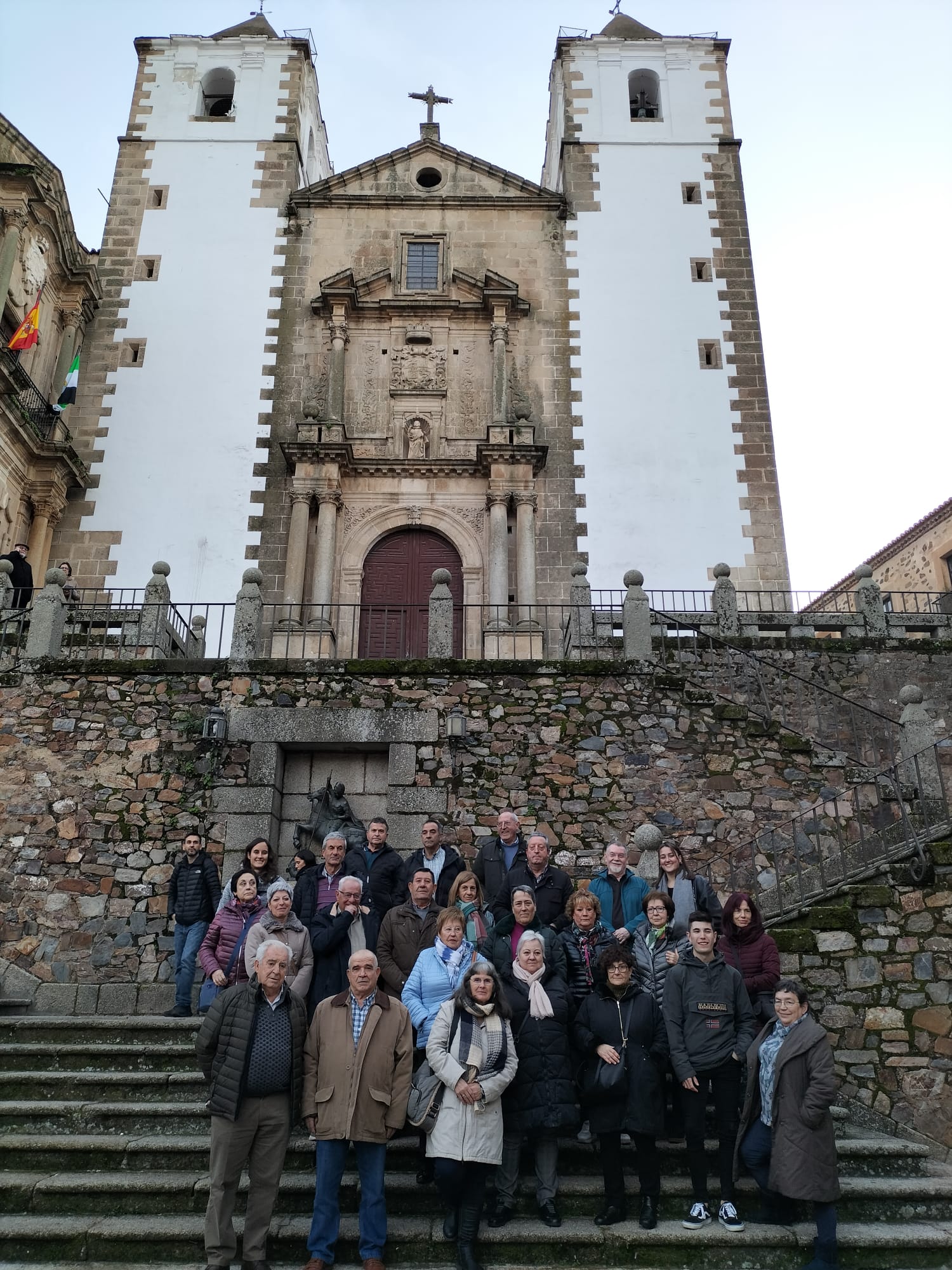 Excursionistas de Ochánduri en Cáceres